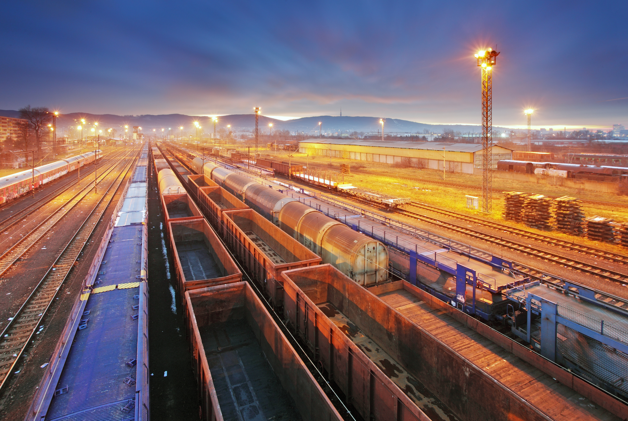 ©-Tomas1111-rail-_30390247